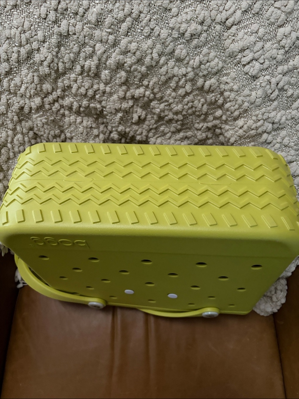BOGG BAG Baby (med)Lime Green Tote with Button Charms - Picture 3 of 5